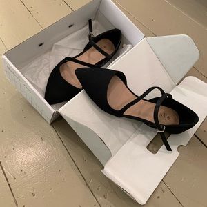 dressy flats - brand new!